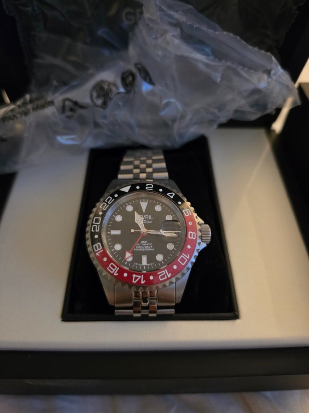 Gevril Wall Street GMT Black Dial Coke Bezel Men's Watch excellent extra links - Picture 2 of 6